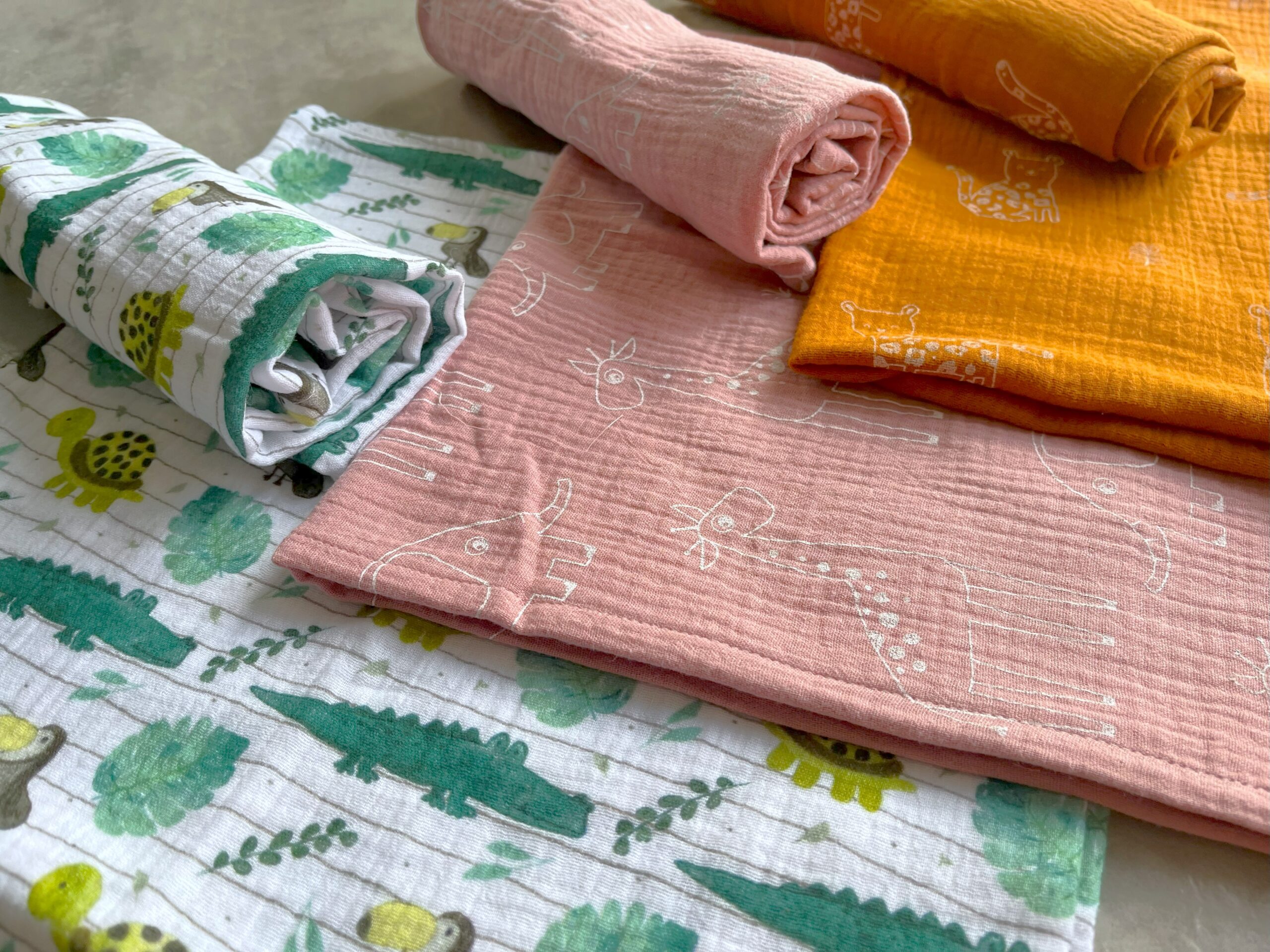 Mušelínová látková plena NIAM PANTER malá 1ks - Obrázek 3